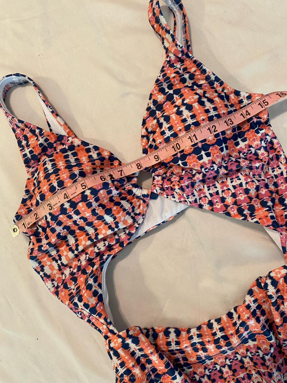 Jessica Simpson Cutout One-Piece Swimsuit - Size M - Geometric Pattern - Picture 10 of 12
